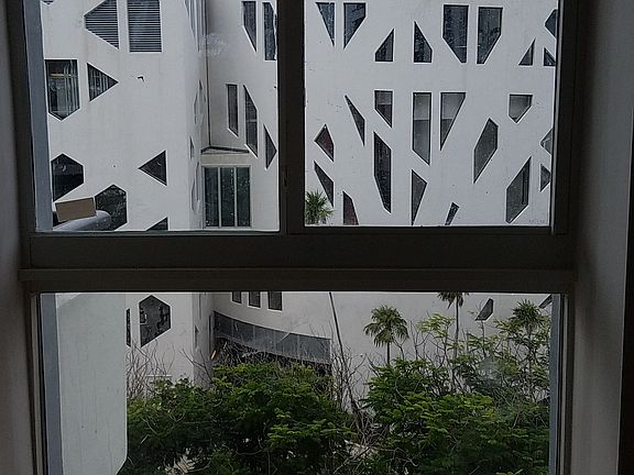4th image of 3200 Collins Ave APT 4-2