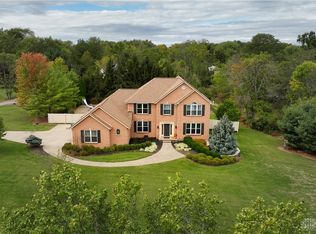 7553 Twin Lakes Dr, Morrow, OH 45152
