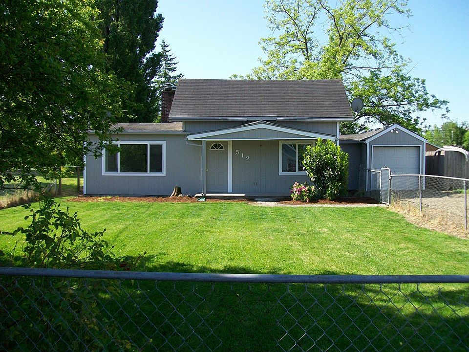 large fenced lot !