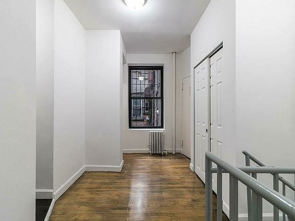 4th image of 137 Sullivan St APT 3