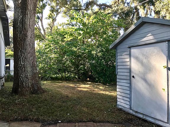 5th image of 147 Westgate Dr
