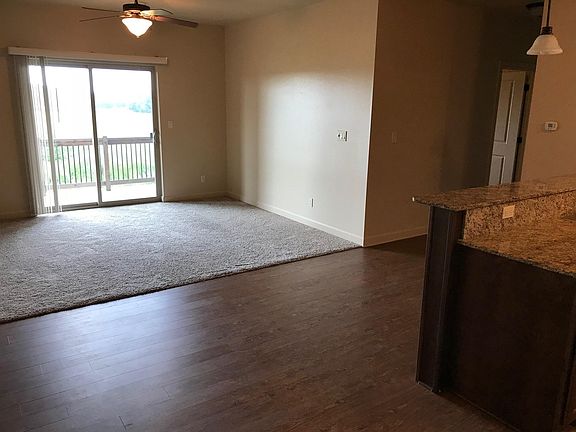 4th image of 2810 Bobcat Dr Unit 206