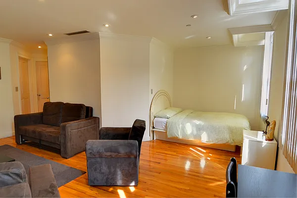 Rented by Smart City Real Estate LLC | media 69