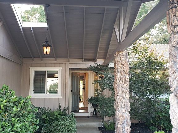 4th image of 905 Trimble Way