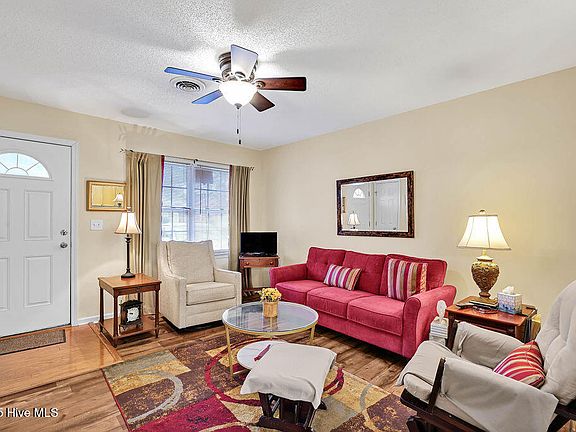 5th image of 1032 Ashland Way