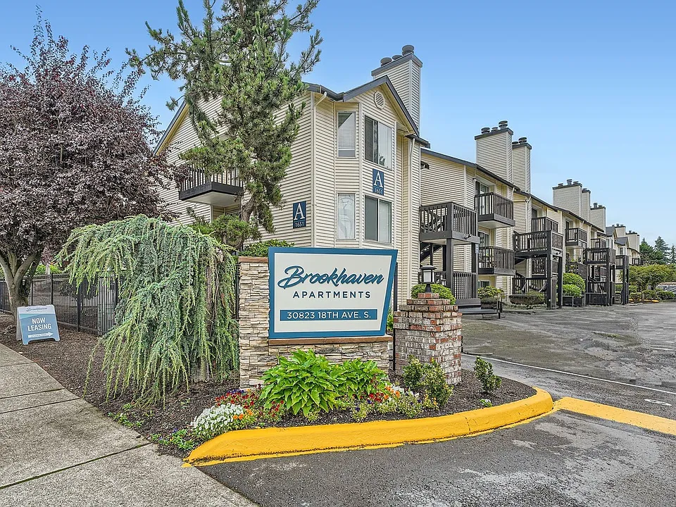 Brookhaven Apartments