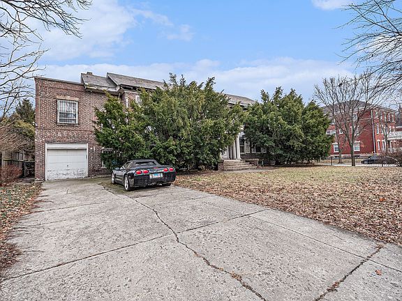 3rd image of 4959 S Greenwood Ave