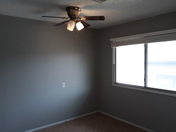 5th image of 623 W University Ave #4-1