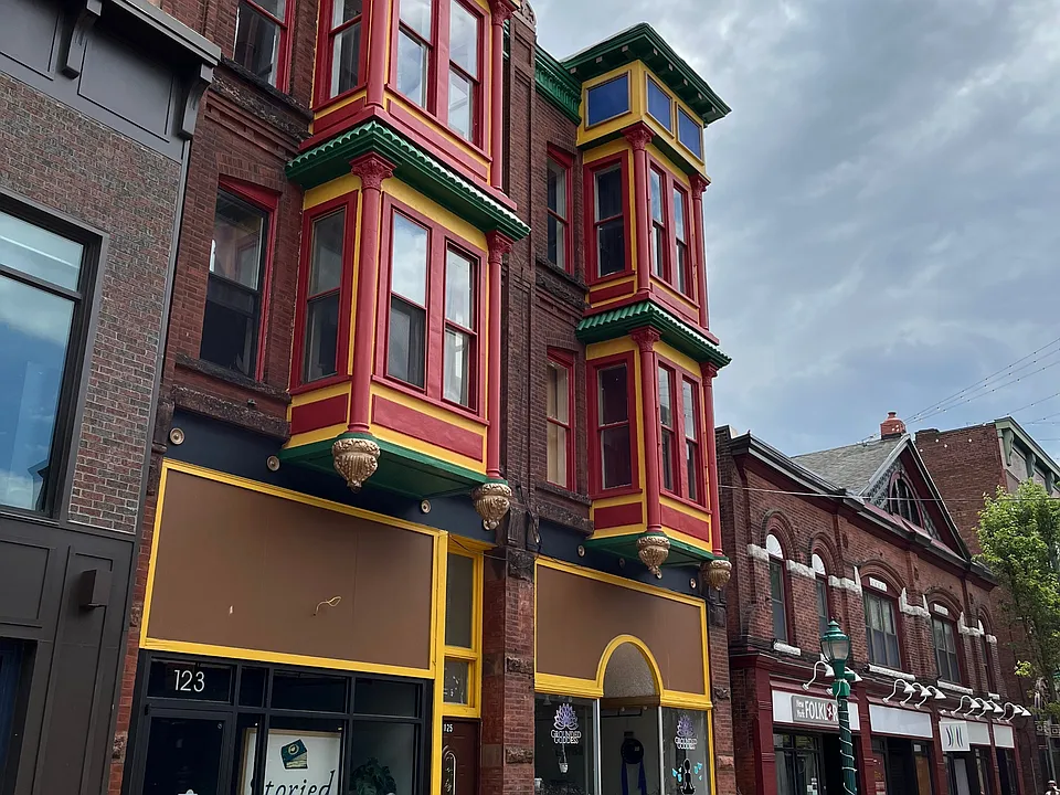 123 Jay St #2
