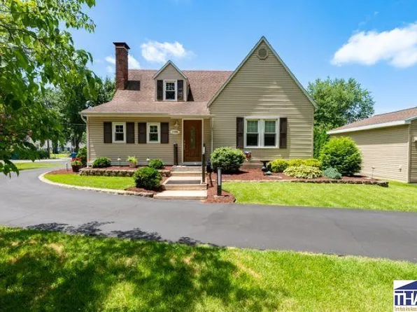 1725 S 30th St, Terre Haute, IN 47803