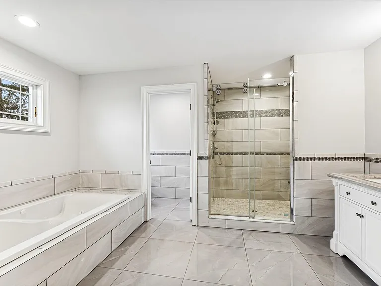 25 Jones Ct — Photo 31