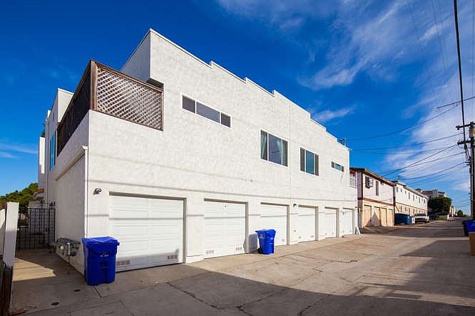 2nd image of 1445 Grand Ave APT C