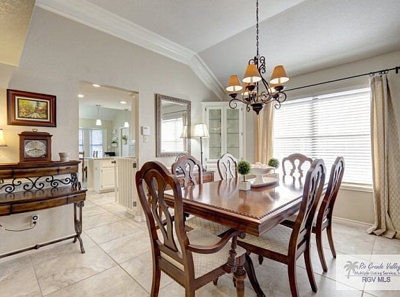 4th image of 2388 Lois Ln