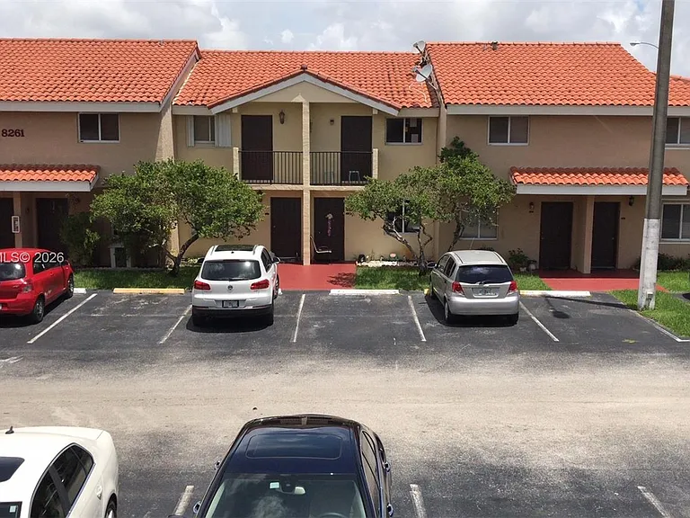 8260 NW 5th Ter #341 — Photo 5