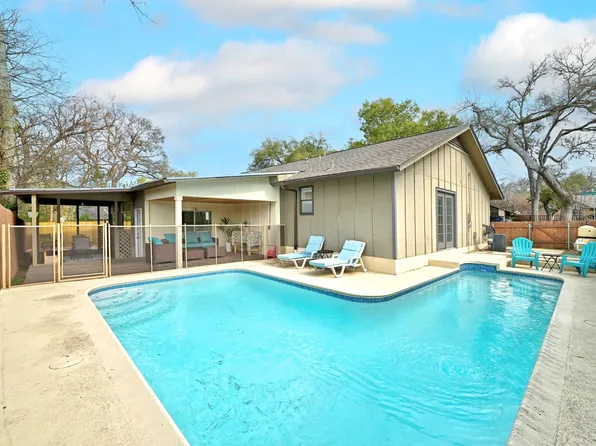 7210 Towering Oaks Dr, Austin, TX 78745