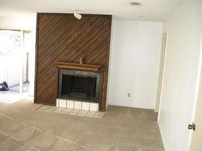 2nd image of 2407 Woodmont Trl