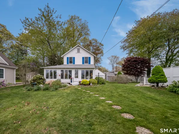 18 Hough Road, Old Lyme, CT 06371