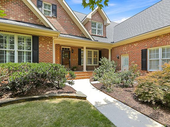 3rd image of 3700 Laurel Hills Rd