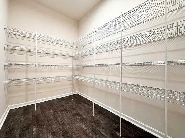 10428 Honeyfur Ct — Photo 12