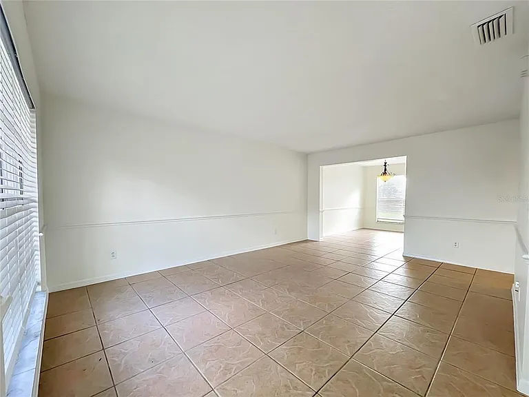 650 Whittingham Pl — Photo 10