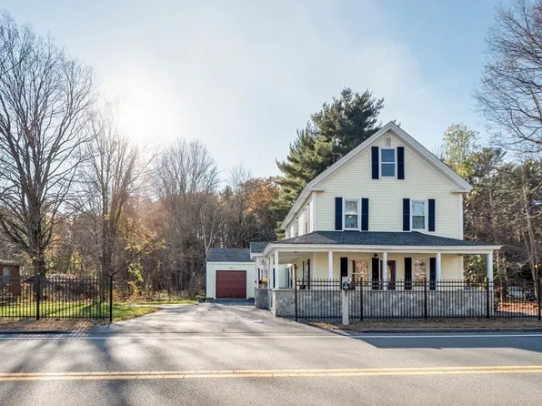 116 Middlesex Rd, Tyngsboro, MA 01879