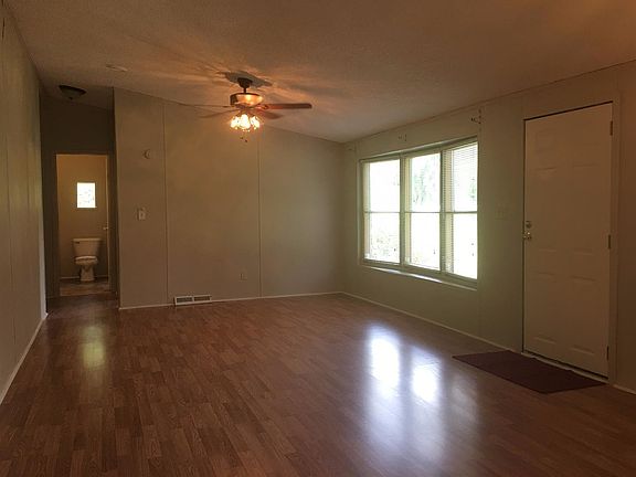 4th image of 10723 Venetian Way