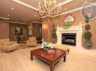 3500 Fairmount St APT 202, Dallas, TX 75219