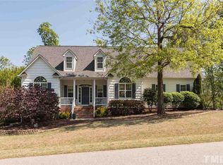 865 Carlton St, Clayton, NC 27520