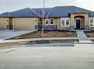 5822 Saguaro Hills Pl, Meridian, ID 83646