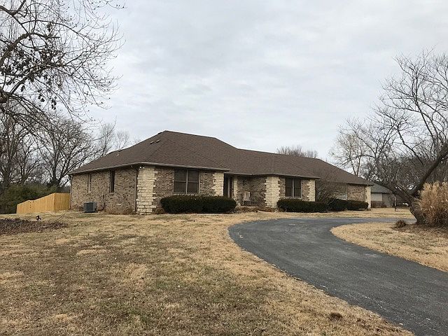1st image of 6261 S Glenridge Dr