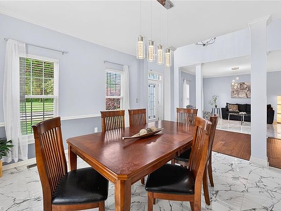 5th image of 2989 Maple Branch Dr