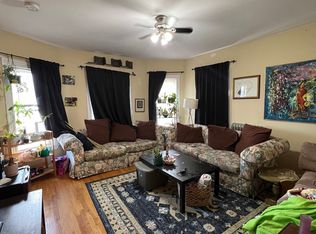 1 Victoria St #2A, Somerville, MA 02144