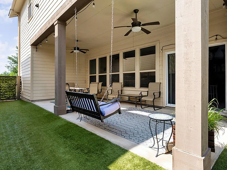 1511 Lawrence St — Photo 10