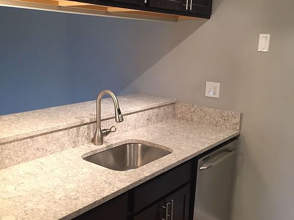 5th image of 1106 Castle Harbour Way Unit 3B