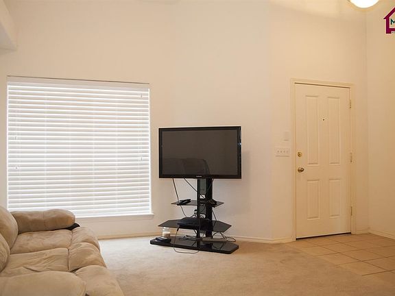 5th image of 1313 Kearny Pl
