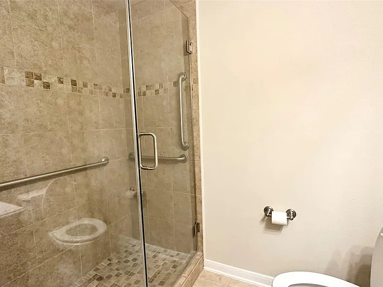 18903 Pinewood Point Ln — Photo 40