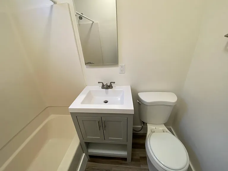 1770 Gaviota Ave #15 — Photo 12