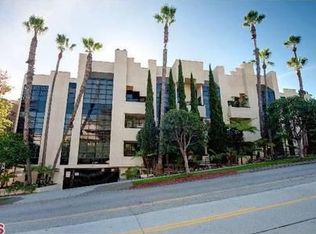 11636 Montana Ave APT 108, Los Angeles, CA 90049