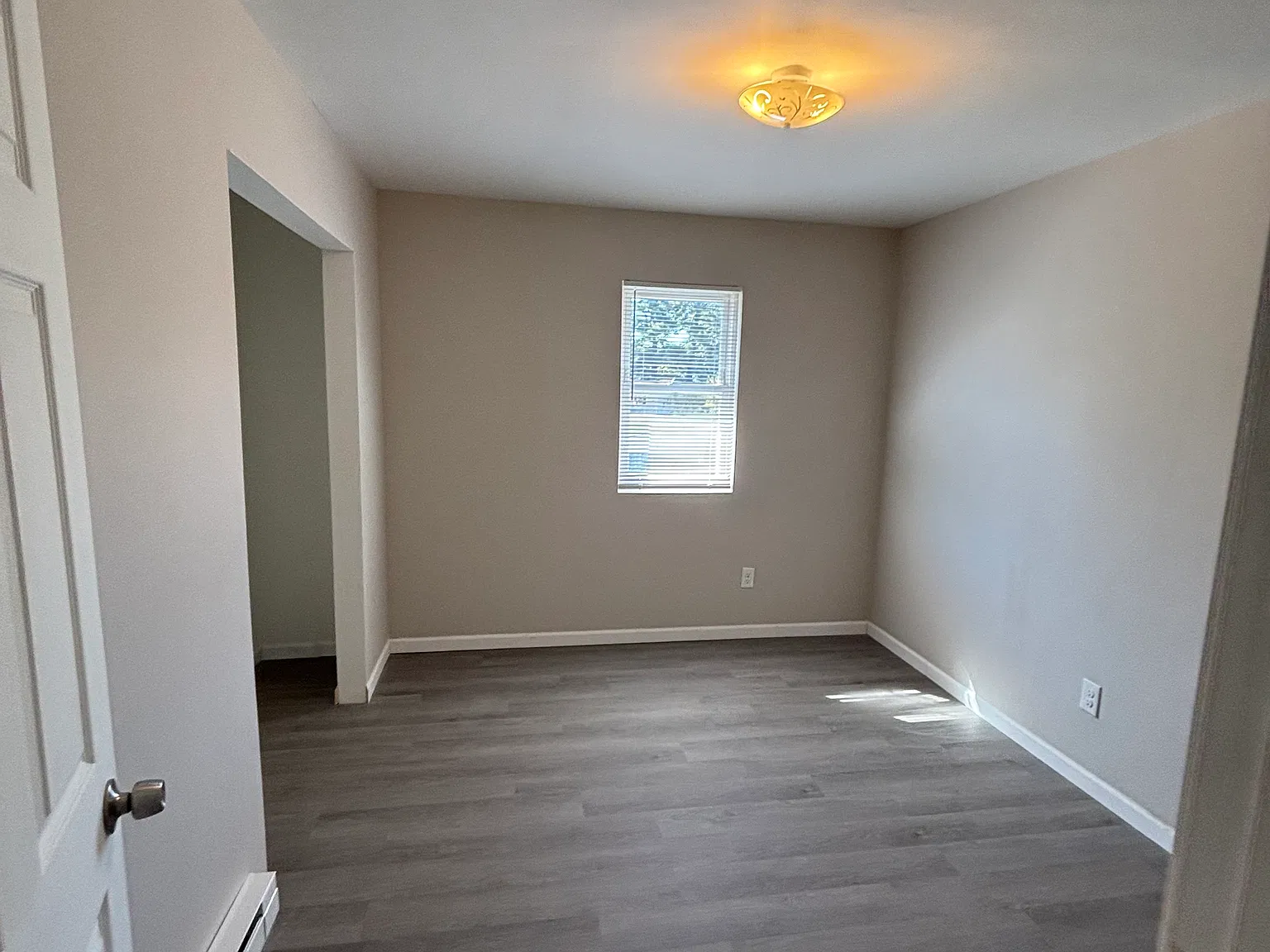 2 bed, 850 sqft, $850 — Photo 4