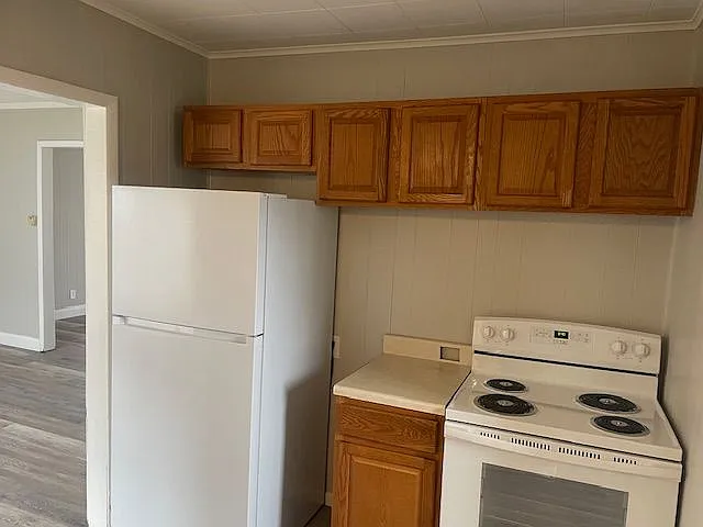 1384 Playford Ave — Photo 8