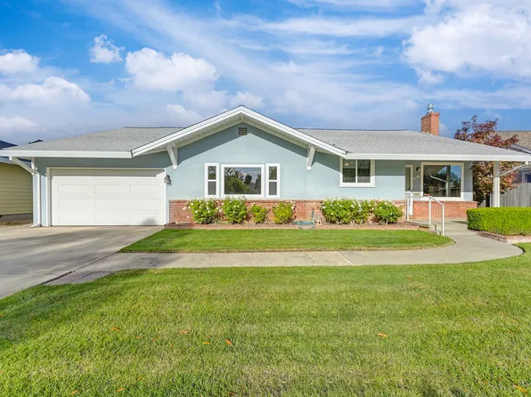 3817 Lynwood Way, Sacramento, CA 95864