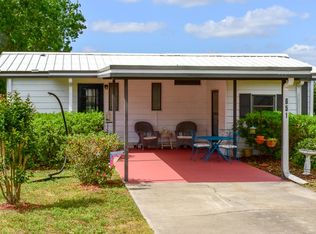 651 Hickory Hl, Lady Lake, FL 32159
