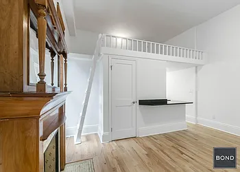 Rented by Bond New York