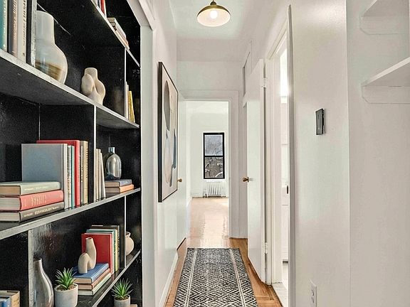 3rd image of 1351 Dean St #3