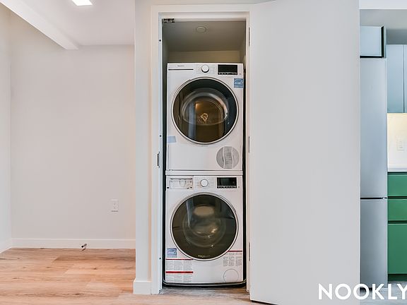 4th image of 619 Throop Ave #3P