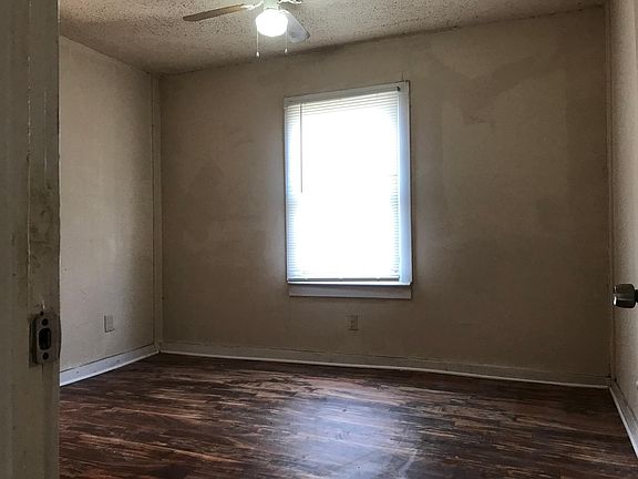 5th image of 3328 Beauchamp Ave