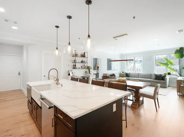 624 Monroe Street image 1 of 29