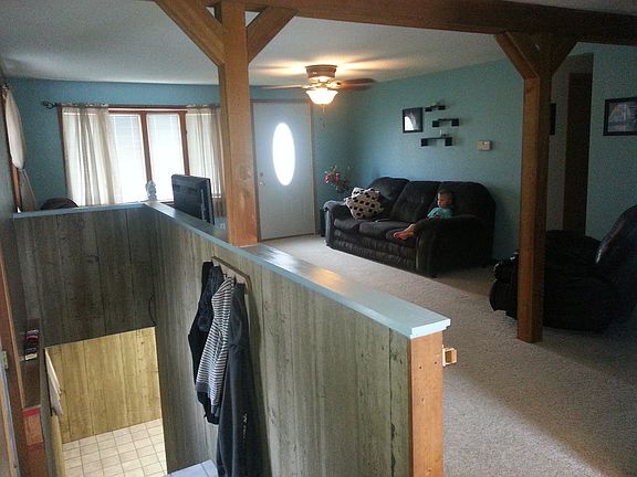 living room/basement access-newer carpet