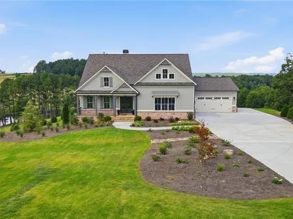 5352 Price Rd, Gainesville, GA 30506