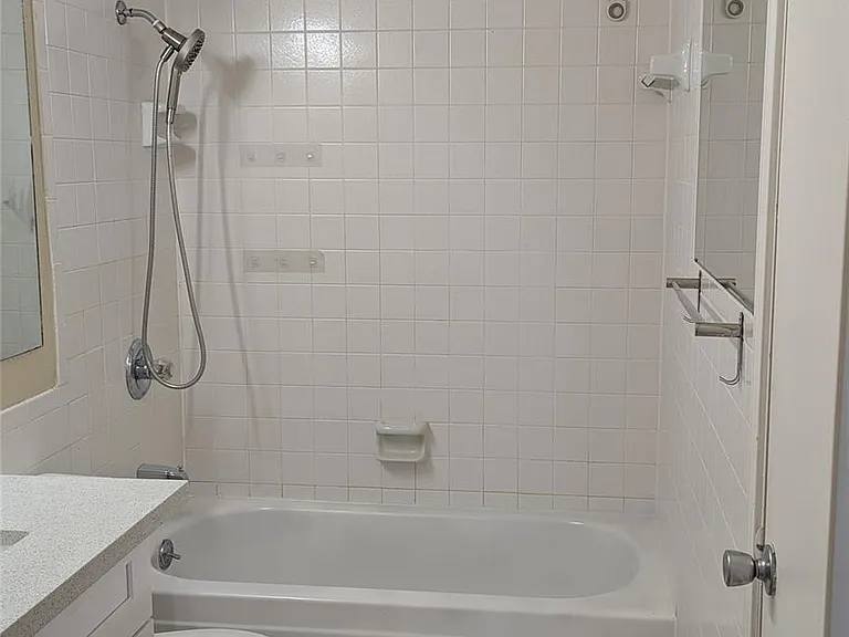 2400 N Braeswood Blvd #326 — Photo 23